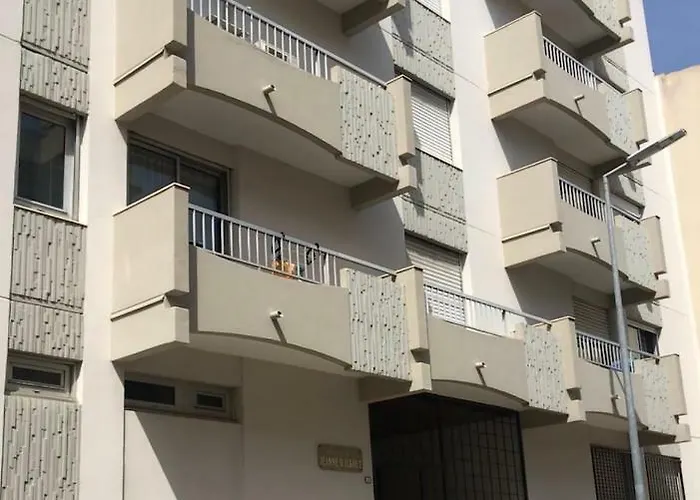 Feel@home Nemausus « Le 42 » Apartment *